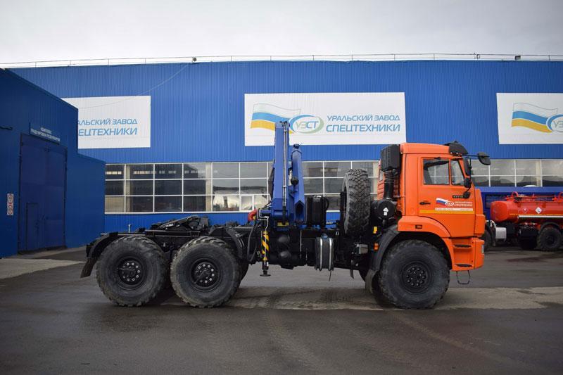 Седельный тягач Камаз 43118-3027-50 с КМУ АНТ 14.7-2 (г/п 6,1 т.)