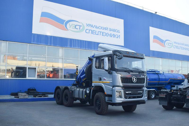 Седельный тягач Shacman X3000 SX32586V385 W430 с КМУ АНТ 22-4 (сп.м., г/п 10 т.)